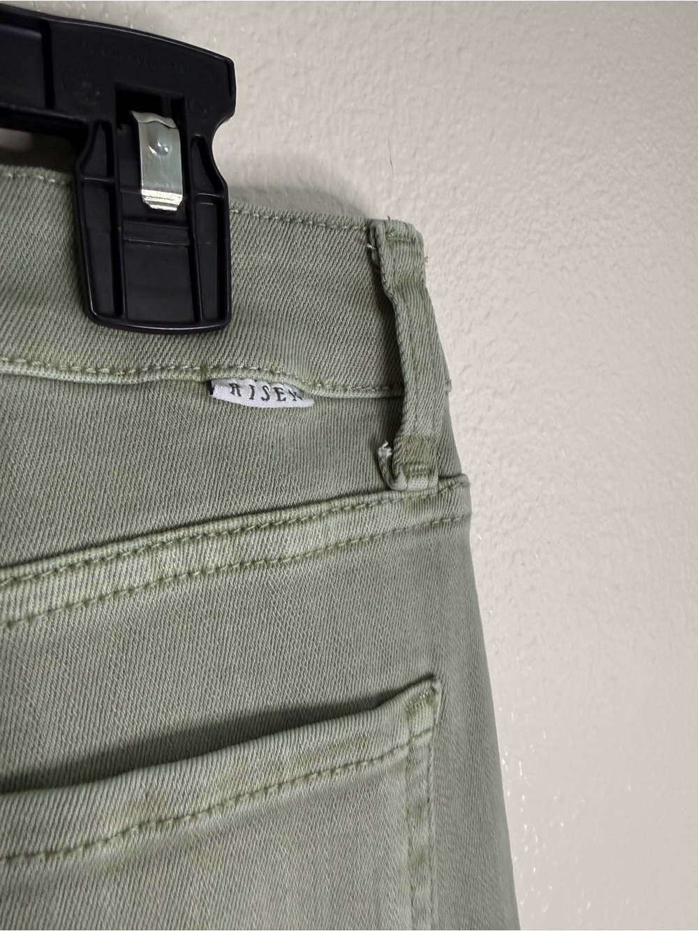 Risen High Rise Straight Leg Cargo Jeans in Olive Sz 13/31 (Box I) - Picture 8 of 8